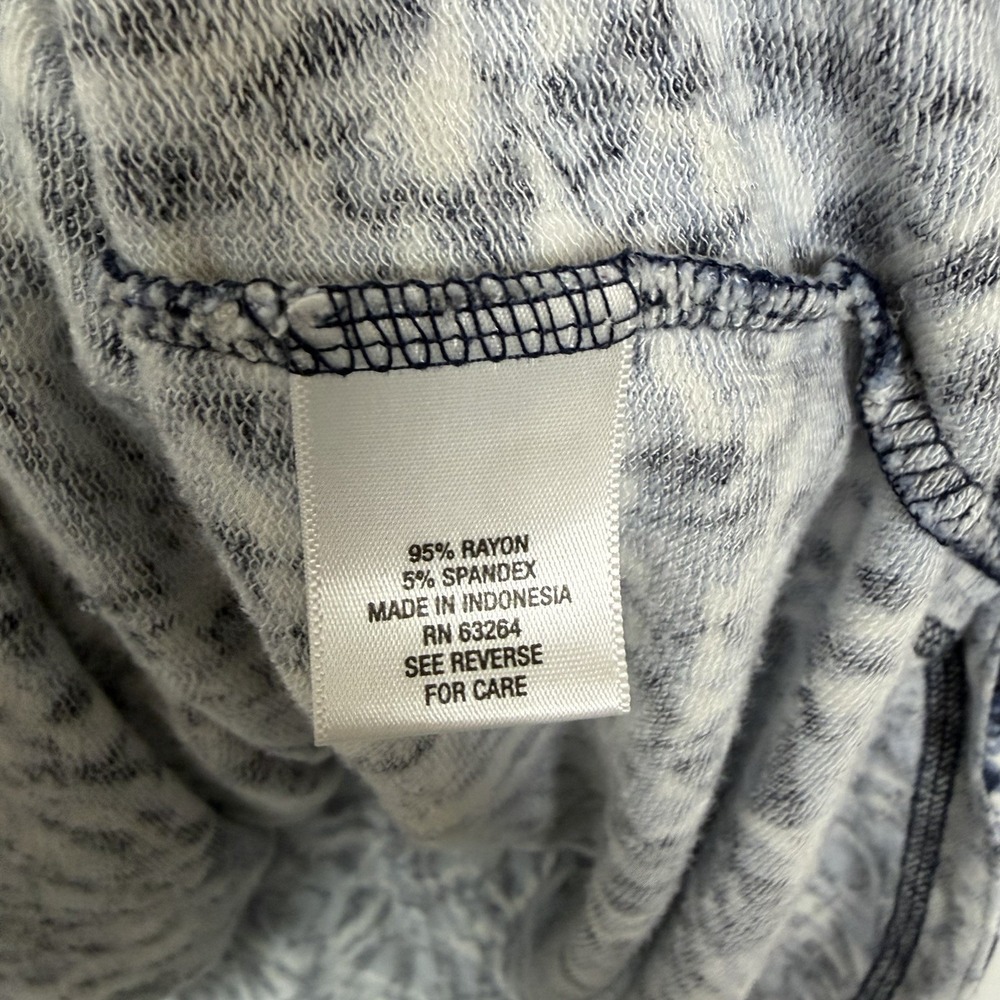 Sunday Womens Top Size 1X French Terry Blue Relaxed Fit Casual Boho Maximalist - Picture 11 of 14